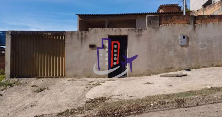 Casa Para Vender com 03 quartos 01 suíte no bairro Chácara São Geraldo/Chácara Del Rey em Contagem