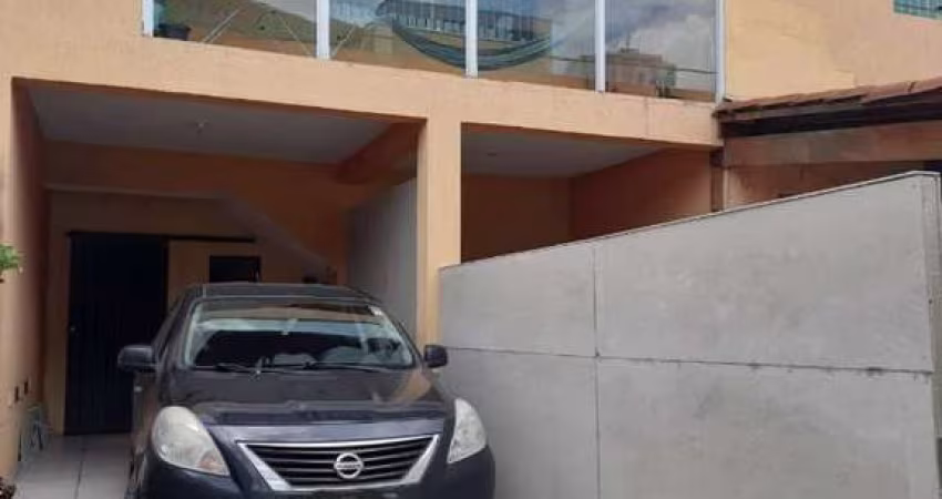 Casa Para Vender com 4 quartos 2 suítes no bairro Parque Maracanã em Contagem