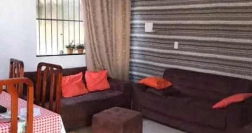 Casa Para Vender com 02 quartos no bairro Mangabeiras em Mateus Leme