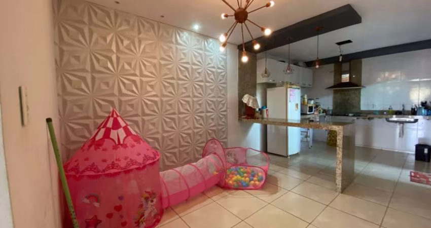 Casa Para Vender com 2 quartos no bairro Vale dos Araçás em Mateus Leme