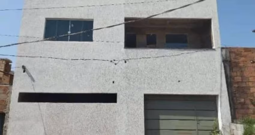 Casa Para Vender com 03 quartos 01 suítes no bairro Lajinha em Ibirité