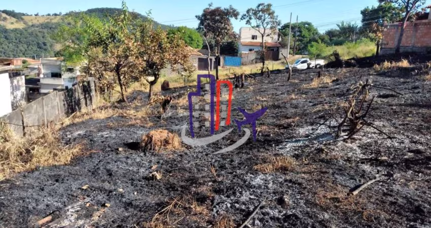 Lote / Terreno de Bairro Para Vender no bairro João Paulo II em Mateus Leme