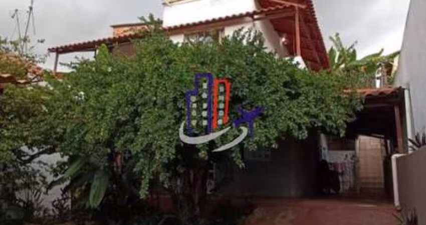 Casa Para Vender com 06 quartos no bairro Senhora das Graças em Betim