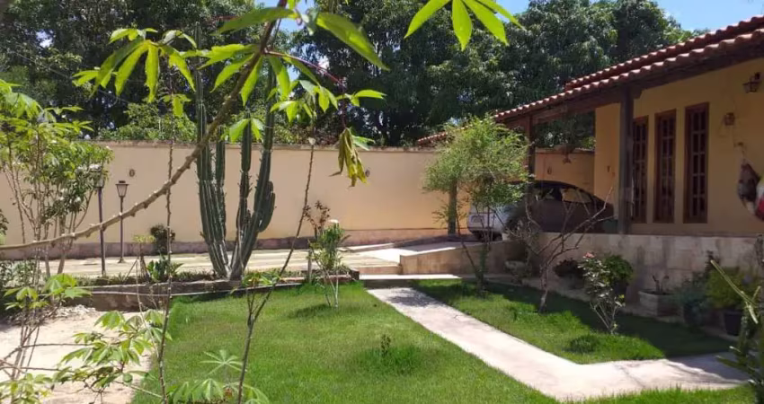 Casa para vender com 03 quartos 01 suítes  em esmeraldas