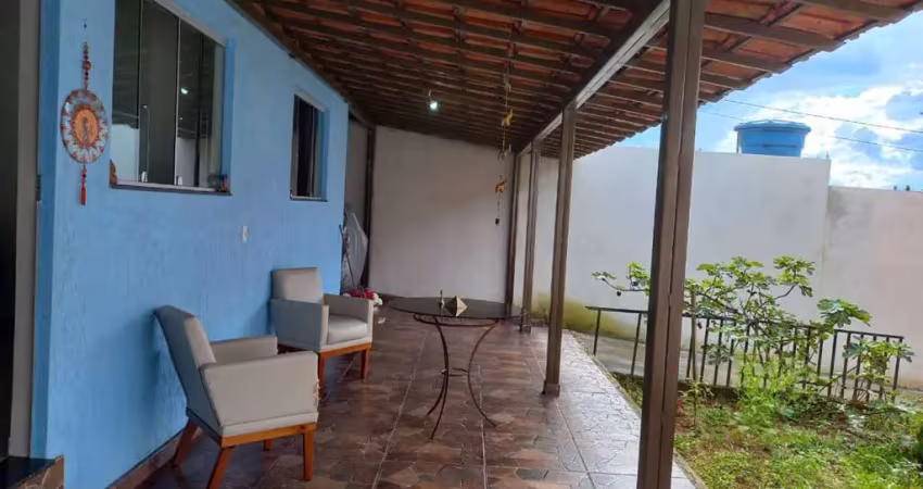 Casa para vender com 03 quartos no bairro são francisco em esmeraldas