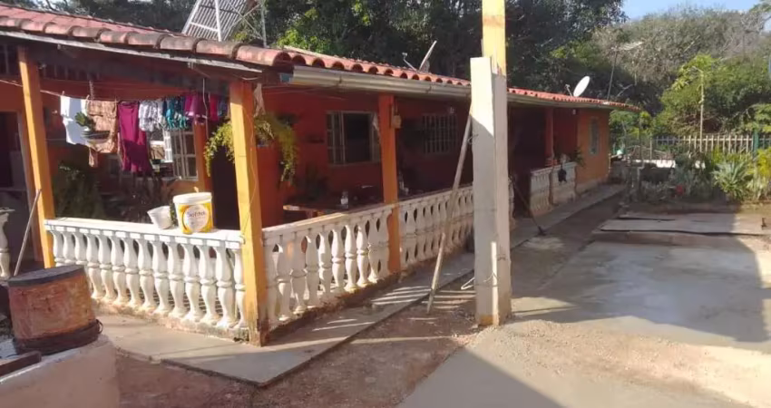 Excelente casa para vender com 03 quartos 01 suítes no bairro marimbá em betim