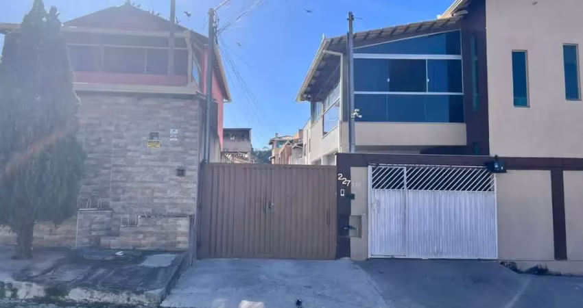 Casa para vender com 03 quartos no bairro tropical em contagem
