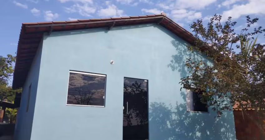 Casa para vender com 02 quartos no bairro pousada do lago em esmeraldas