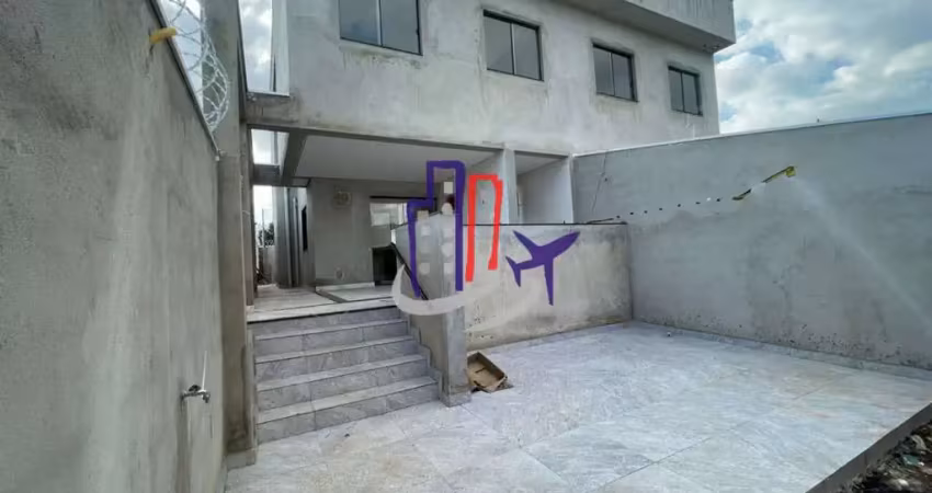 Casa para vender com 03 quartos 01 suíte no bairro tiradentes em betim