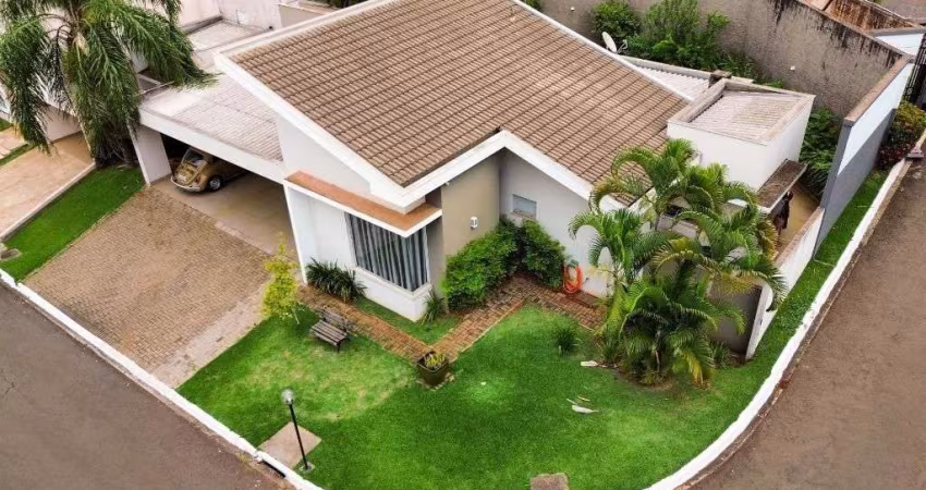 Apaixone-se!  CASA TÉRREA NO CONDOMINIO PETIT VILLE!!