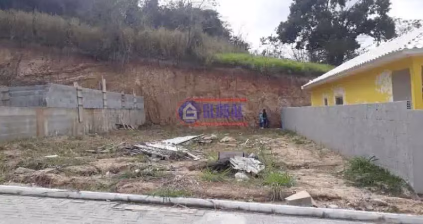Terreno em condomínio fechado à venda na Rua Raul Alfredo de Andrade, Itapeba, Maricá