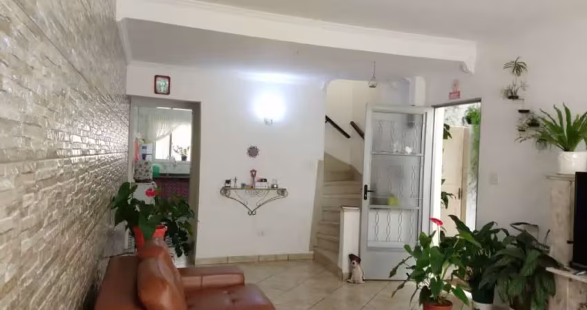 Sobrado 3 dormitórios, suíte, 166m² no jardim cidália