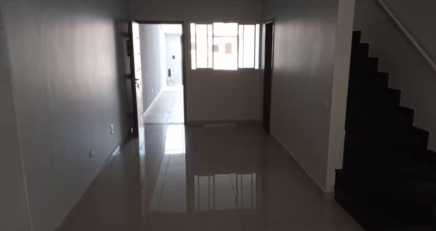 SOBRADO À VENDA NO CAMPO GRANDE