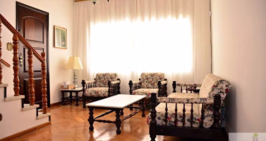 Belo sobrado no Jardim Oriental com 2 dorms e 2 vagas