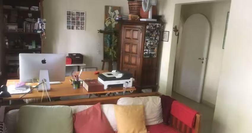 Campo Belo 4 Dormitórios, Suíte com closet, 2 Vagas, 120m² útil