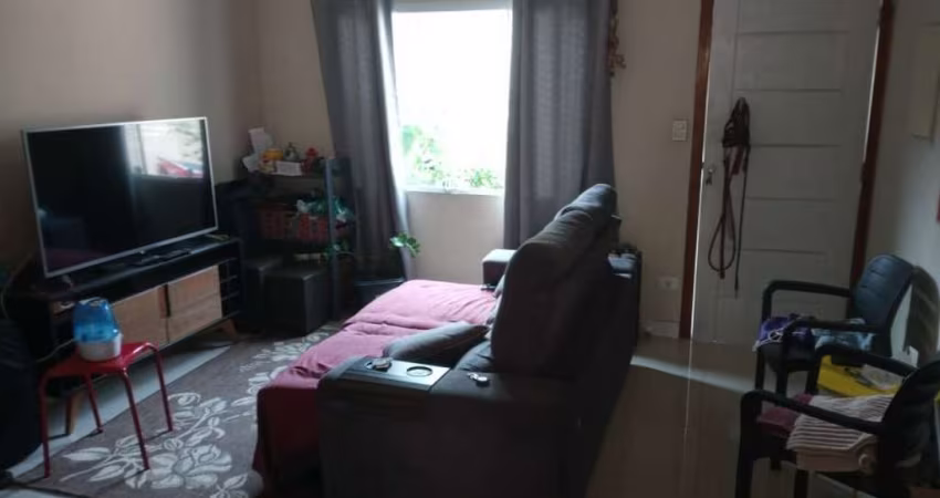 SOBRADO À VENDA NA PEDREIRA
