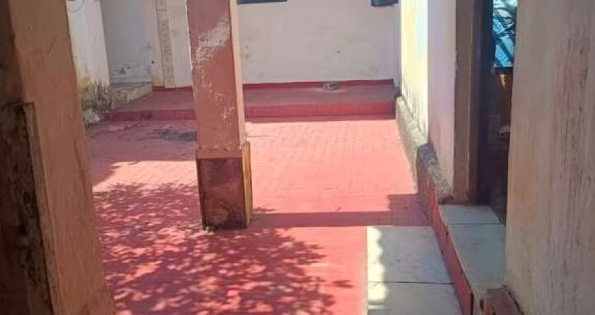 Jardim São Luis Casa térrea ao lado Centro Comercial
