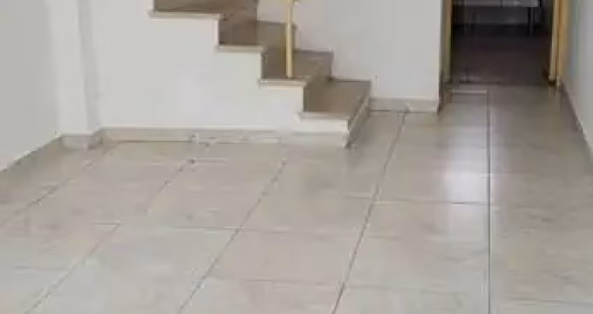 Casa com 2 quartos para alugar na Chácara Santo Antônio, São Paulo 