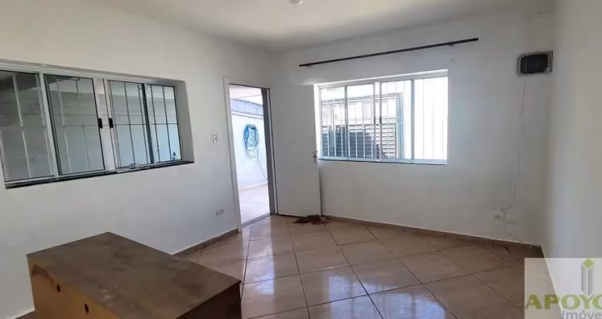 Casa com 2 quartos para alugar no Jardim da Pedreira, São Paulo 