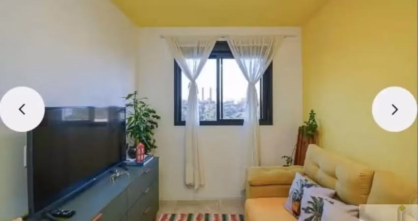 Aconchegante e funcional apartamento com 2 dormitórios (1 suíte) - ótima localização!