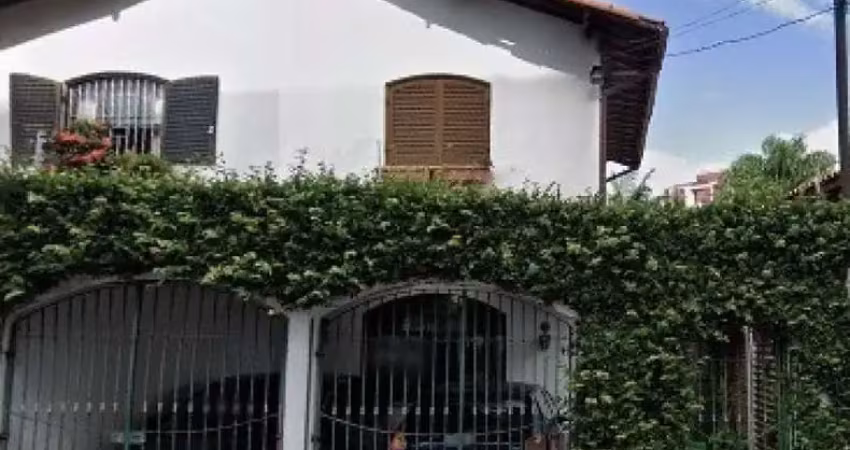Sobrado no jardim marajoara - residencial ou comercial | localização estratégica em via movimentada
