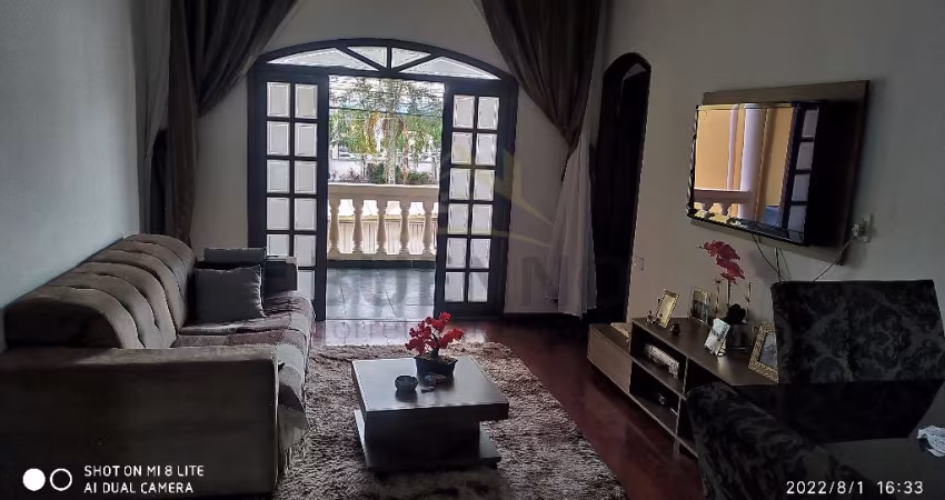 Sobrado 190m2 No Jardim Ismenia Ótima Localização.