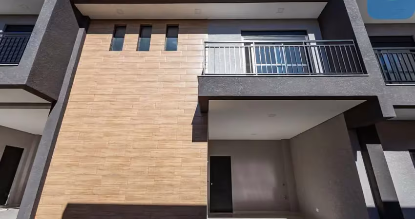 Sobrado novo à venda no santa cândida  com 2 suítes 1 vaga