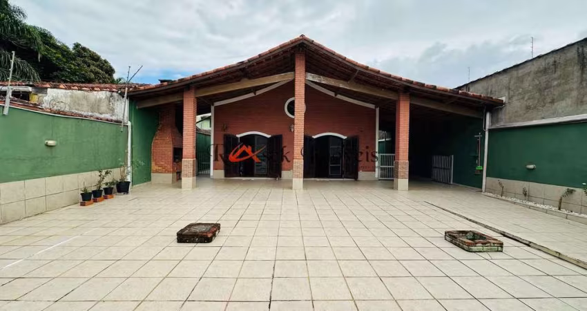 Casa com 4 quartos, Parque Augustus, Itanhaém - R$ 500 mil, Cod: 2269
