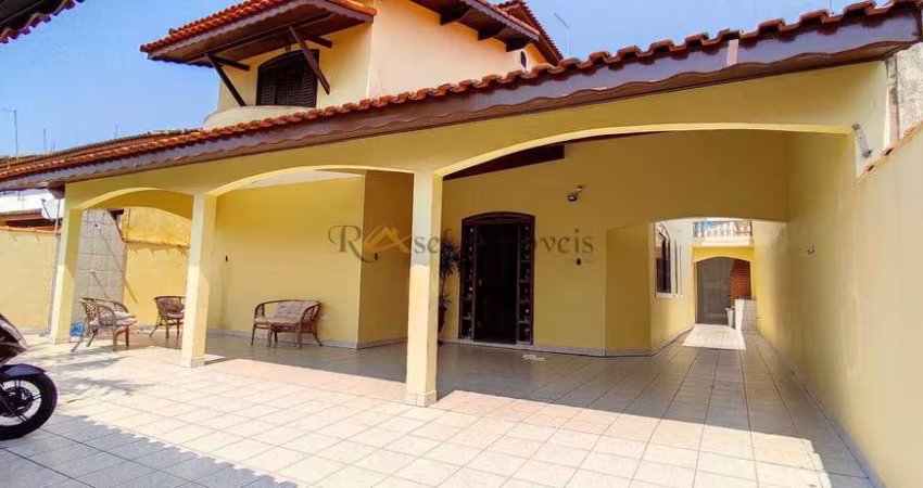 Casa com 4 quartos, Jardim Grandesp, Itanhaém - R$ 710 mil, Cod: 663