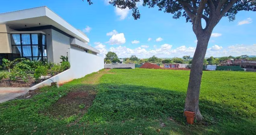 Terreno à venda em Maringá, Jardins de Monet Residence, com 567 m²