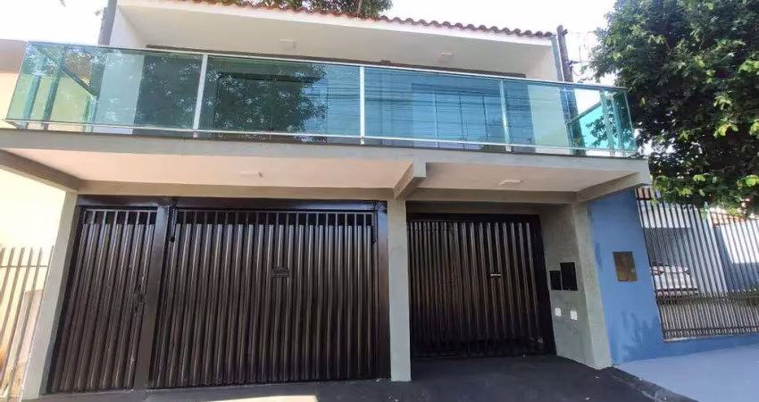 Sobrado à venda em Maringá, Conjunto João de Barro Champagnat, com 3 quartos, com 270 m²