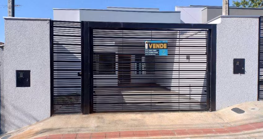 Casa à venda em Maringá, Parque das Grevíleas, com 3 quartos, com 94 m²