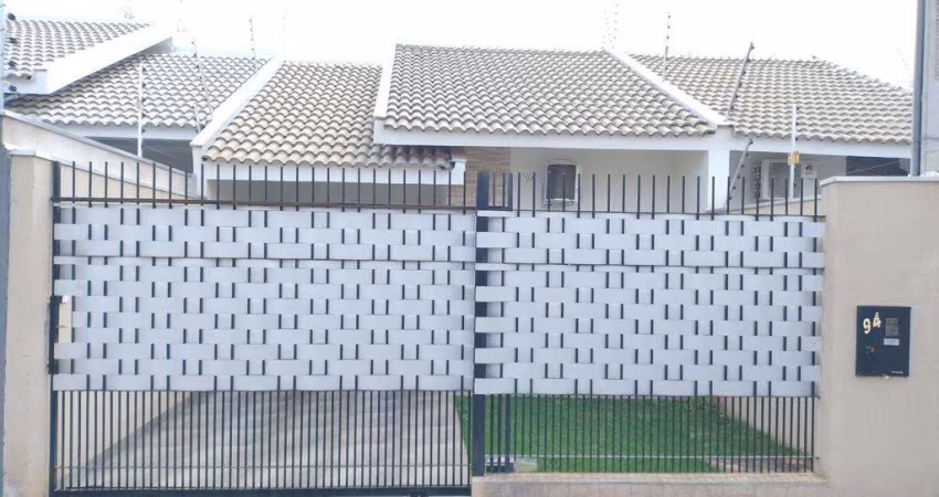 Casa à venda em Maringá, Jardim Campo Belo, com 3 quartos, com 80 m²