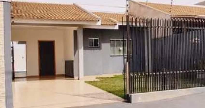 Casa para Venda em Maringá, Residencial Arezzo, 2 dormitórios, 1 suíte, 1 banheiro, 2 vagas