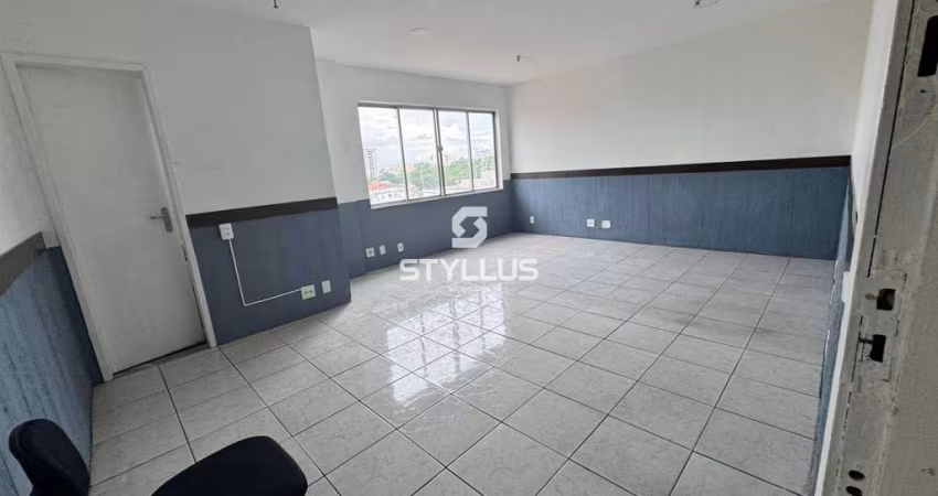 Sala comercial à venda na Rua Medina, Méier, Rio de Janeiro