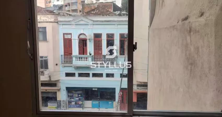 Apartamento com 1 quarto à venda na Rua do Resende, Centro, Rio de Janeiro