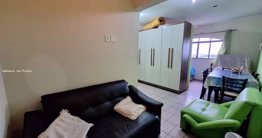Casa à venda no bairro Solemar em Praia Grande/SP