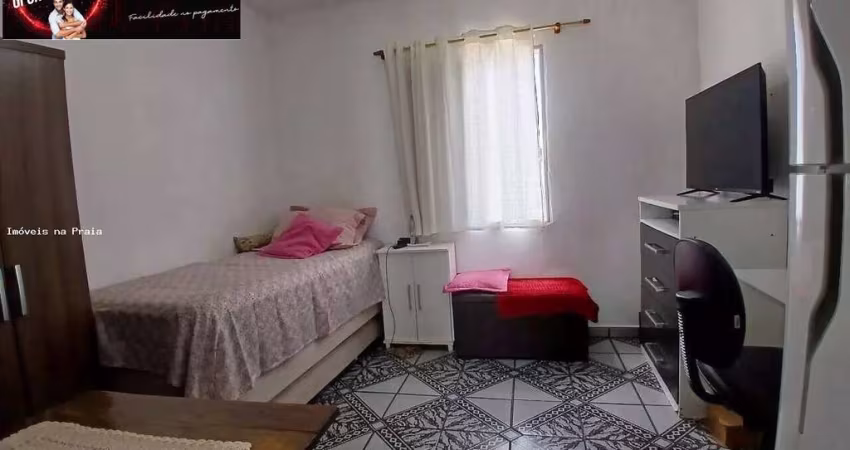 Casa à venda no bairro Canto do Forte em Praia Grande/SP