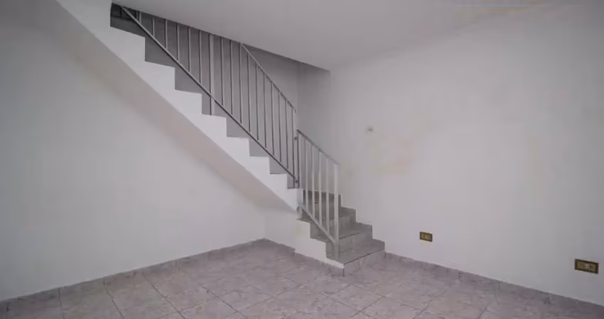 Venda | Sobrado com 140m², 4 Dormitórios, Área Gourmet, 2 Vagas, Vila Cavaton, São Paulo/SP.