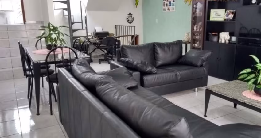 Venda | Sobrado 3 dormitórios sendo 1 suíte, quintal com churrasqueira, 2 vagas, Freguesia do Ó
