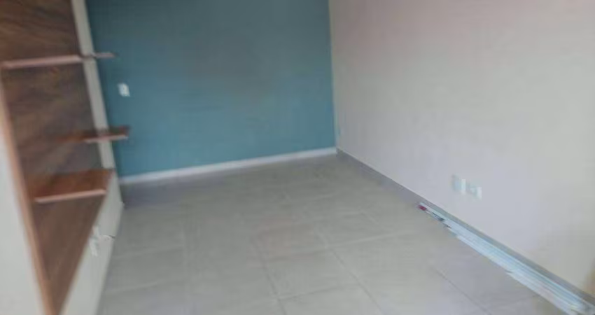 Casa com 3 dormitórios para alugar, 66 m² por R$ 3.105,14/mês - Vila Pedroso - Votorantim/SP