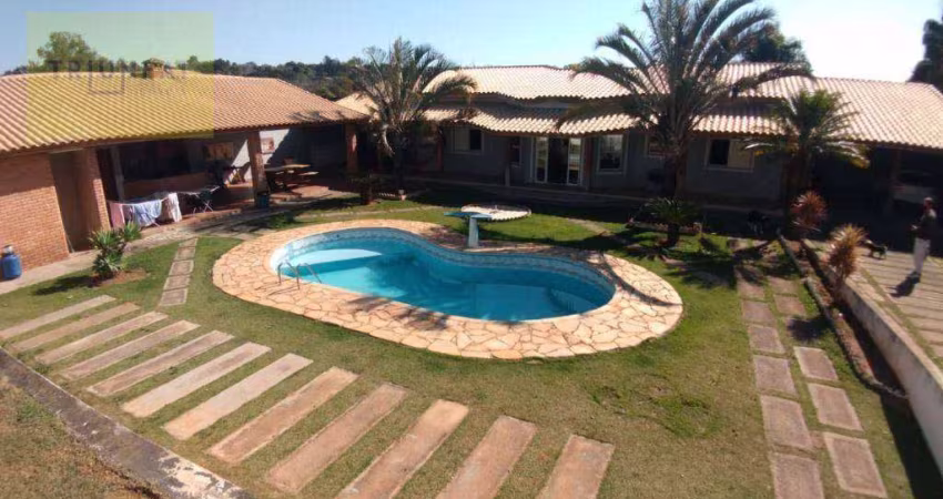 Casa com 2 dormitórios à venda, 300 m² por R$ 980.000,00 - Condomínio Terras de São Francisco - Salto de Pirapora/SP