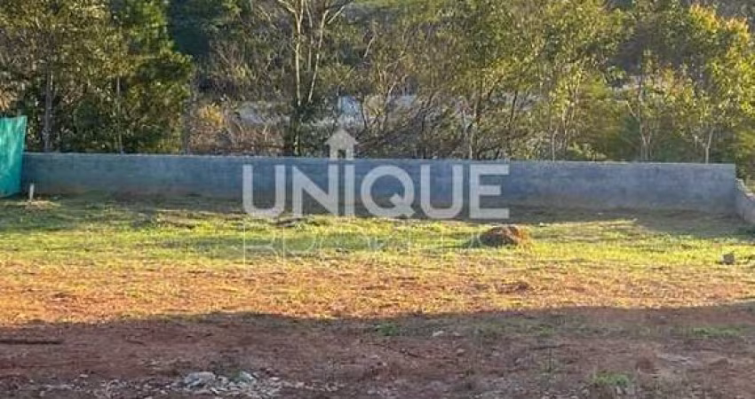 Terreno à venda com vista livre no condomínio Fazenda Serra Azul II