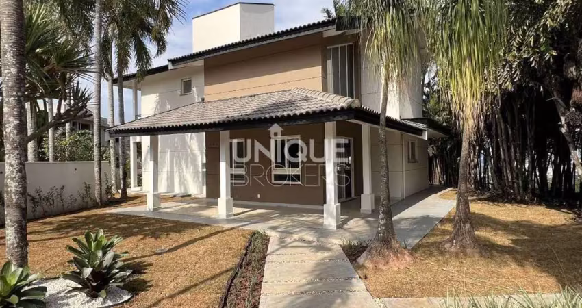Casa recém construída no Condomínio Morada do Sol em Vinhedo - SP