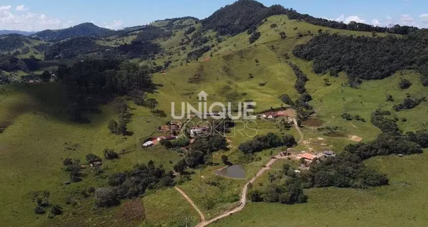Chácara / sítio com 3 quartos à venda na Rodovia Fernão Dias, km 922, Centro, Itapeva