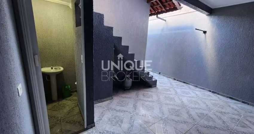 Casa com 3 quartos à venda na Rua Jair Peres, 578, Vila Nova Jundiainópolis, Jundiaí