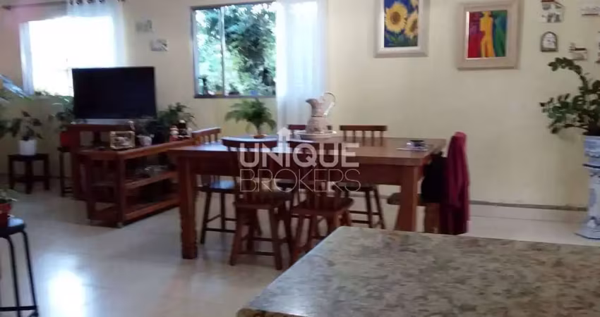 Casa com 3 quartos à venda na Rua Santo Emídio, 352, Caioçara, Jarinu
