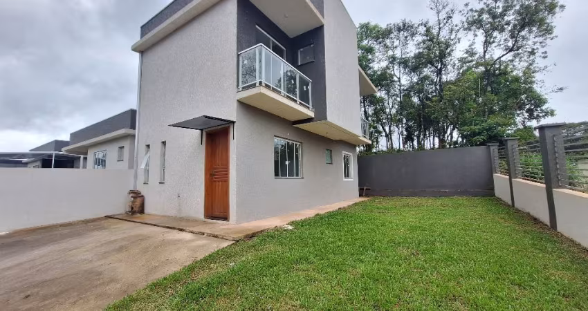 Otimo sobrado em condominio no Parque Embu