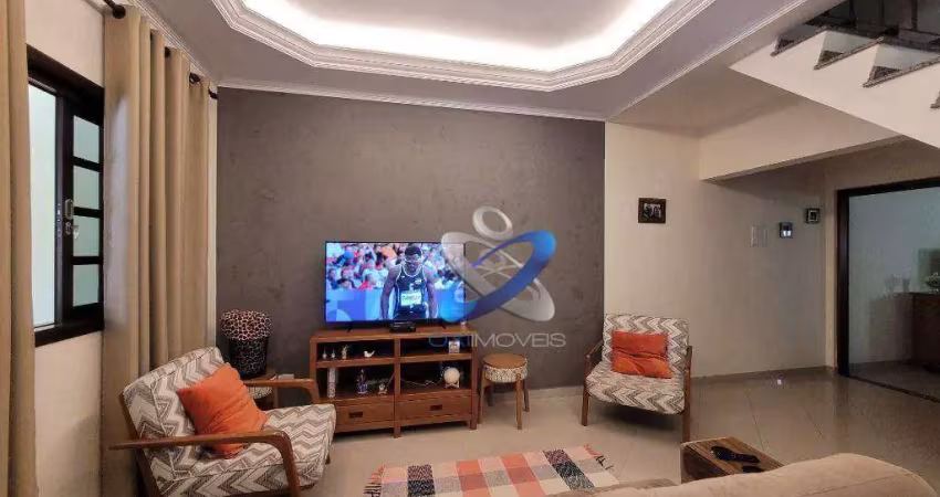 Sobrado com 3 dormitórios à venda, 140 m² por R$ 720.000,00 - Jardim Sul - São José dos Campos/SP