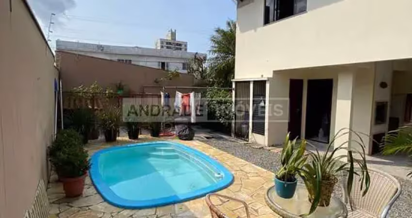 Casa com 3 quartos à venda no Dom Bosco, Itajaí 